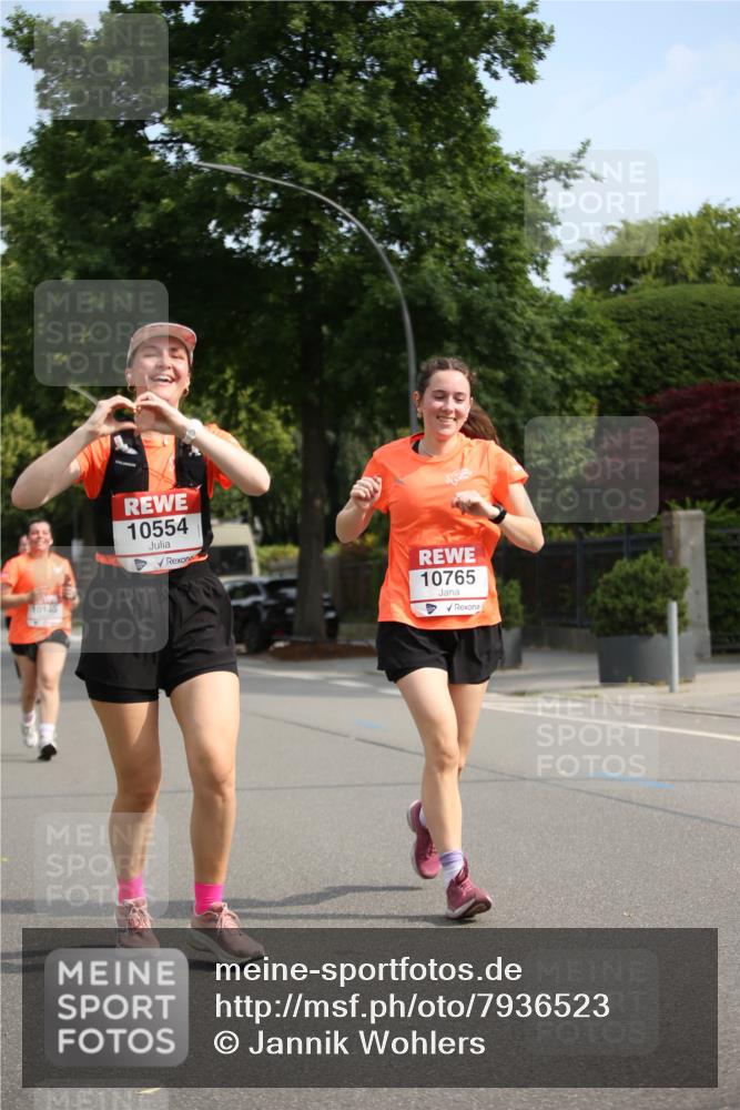 15.06.2025 - REWE Women's Run Jannik Wohlers http://msf.ph/oto/7936523 15.06.2025 09:54:20 Laufen 10135, 10554, 10765 meine-sportfotos.de