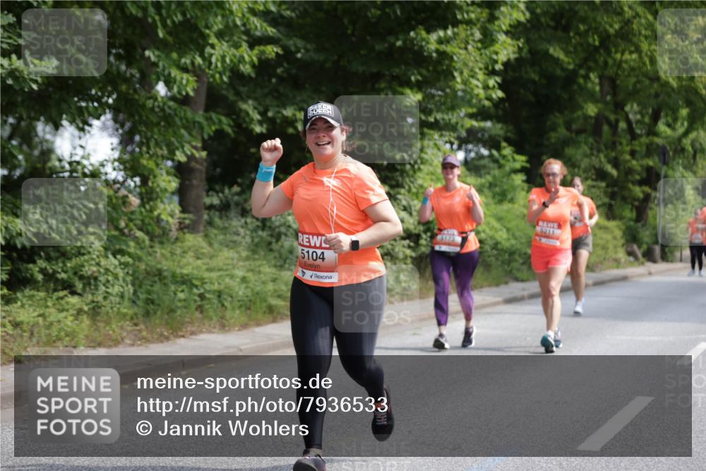15.06.2025 - REWE Women's Run Jannik Wohlers http://msf.ph/oto/7936533 15.06.2025 10:13:26 Laufen 5104, 6173, 6211 meine-sportfotos.de