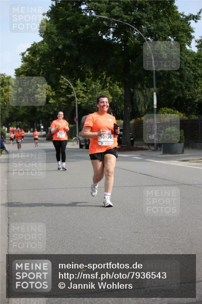 15.06.2025 - REWE Women's Run Jannik Wohlers http://msf.ph/oto/7936543 15.06.2025 09:54:22 Laufen 10135 meine-sportfotos.de