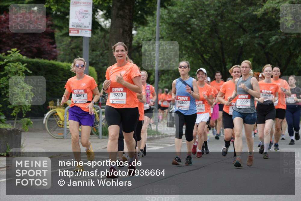 15.06.2025 - REWE Women's Run Jannik Wohlers http://msf.ph/oto/7936664 15.06.2025 08:26:40 Laufen 15, 2025, 10668, 10114, 10365, 10809, 0407, 10807, 10229 meine-sportfotos.de