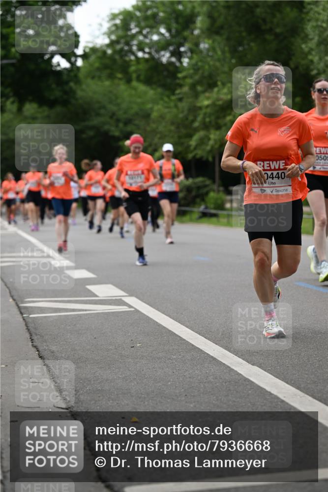 15.06.2025 - REWE Women's Run Dr. Thomas Lammeyer http://msf.ph/oto/7936668 15.06.2025 09:19:30 Laufen 0440, 050 meine-sportfotos.de