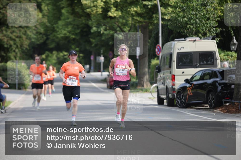 15.06.2025 - REWE Women's Run Jannik Wohlers http://msf.ph/oto/7936716 15.06.2025 08:42:51 Laufen 10200, 10861 meine-sportfotos.de