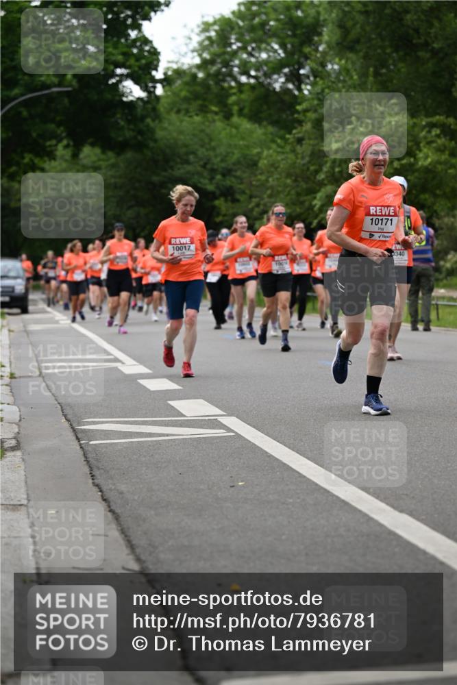 15.06.2025 - REWE Women's Run Dr. Thomas Lammeyer http://msf.ph/oto/7936781 15.06.2025 09:19:32 Laufen 10017, 10171 meine-sportfotos.de