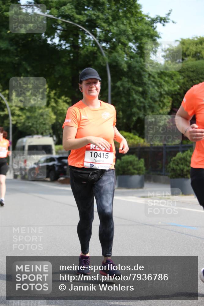 15.06.2025 - REWE Women's Run Jannik Wohlers http://msf.ph/oto/7936786 15.06.2025 09:54:44 Laufen 10415 meine-sportfotos.de