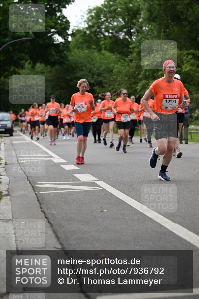 15.06.2025 - REWE Women's Run Dr. Thomas Lammeyer http://msf.ph/oto/7936792 15.06.2025 09:19:32 Laufen 10017, 10171 meine-sportfotos.de
