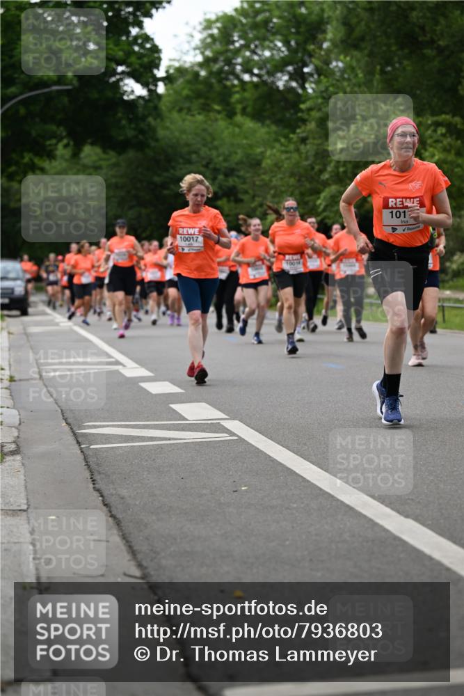 15.06.2025 - REWE Women's Run Dr. Thomas Lammeyer http://msf.ph/oto/7936803 15.06.2025 09:19:32 Laufen 10017, 1012 meine-sportfotos.de