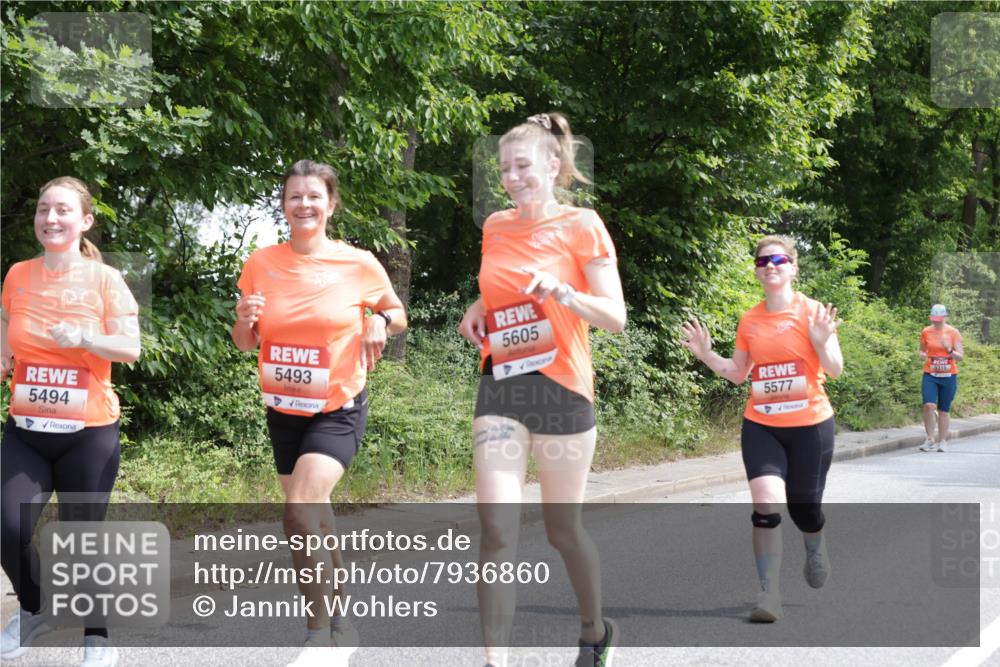 15.06.2025 - REWE Women's Run Jannik Wohlers http://msf.ph/oto/7936860 15.06.2025 10:13:41 Laufen 5494, 5493, 5605, 5577, 5315 meine-sportfotos.de