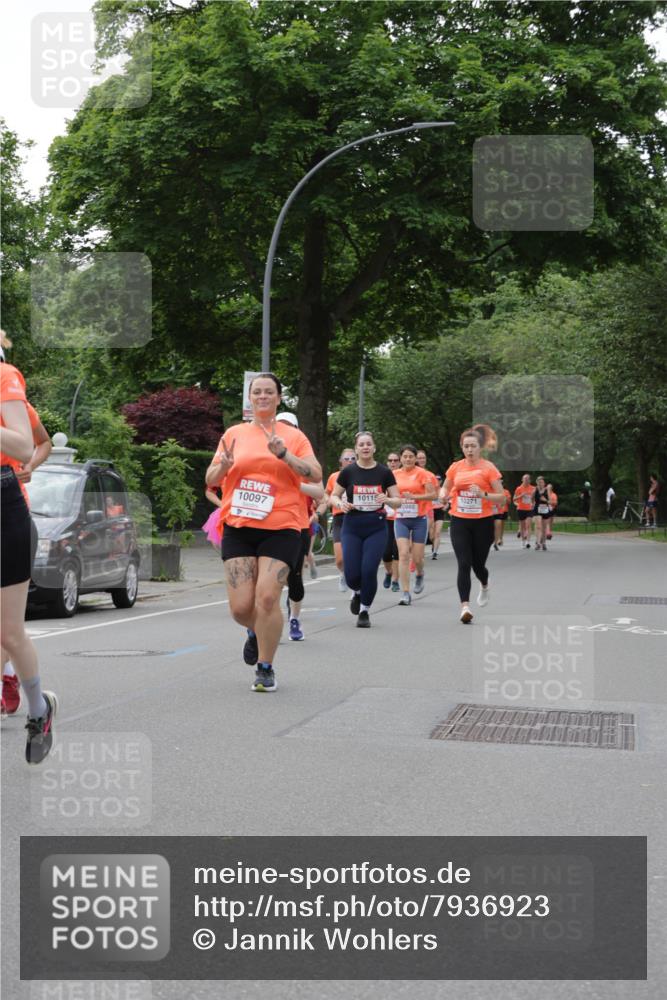 15.06.2025 - REWE Women's Run Jannik Wohlers http://msf.ph/oto/7936923 15.06.2025 08:26:47 Laufen 10115, 10097, 10860, 10271 meine-sportfotos.de