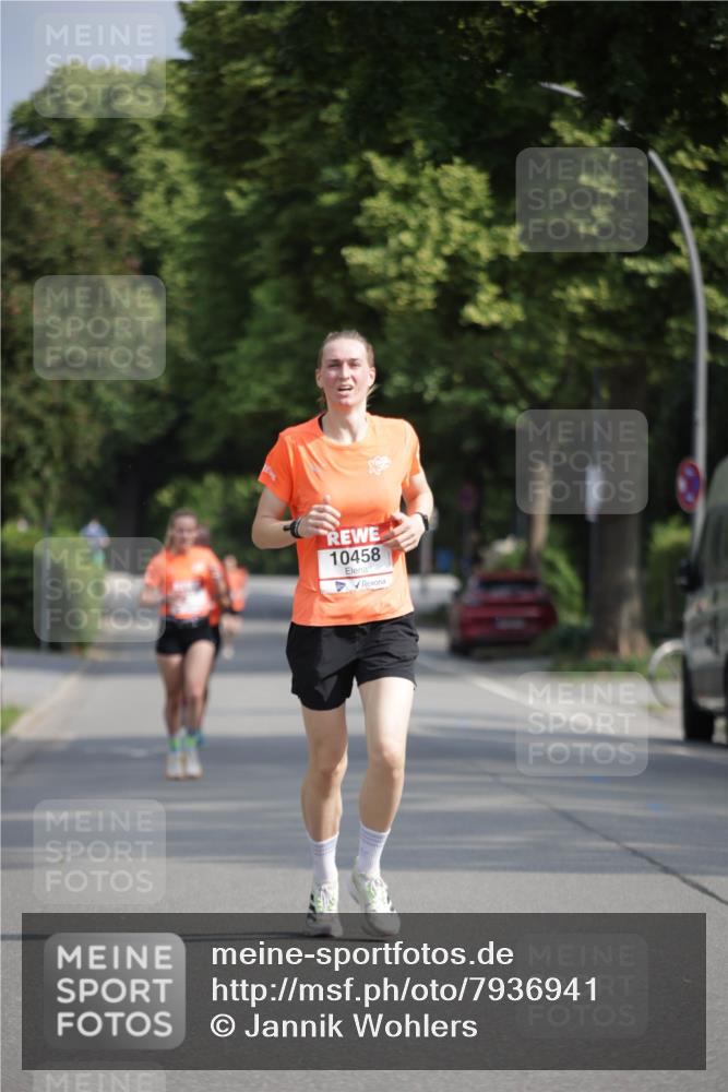 15.06.2025 - REWE Women's Run Jannik Wohlers http://msf.ph/oto/7936941 15.06.2025 08:42:58 Laufen 10458 meine-sportfotos.de