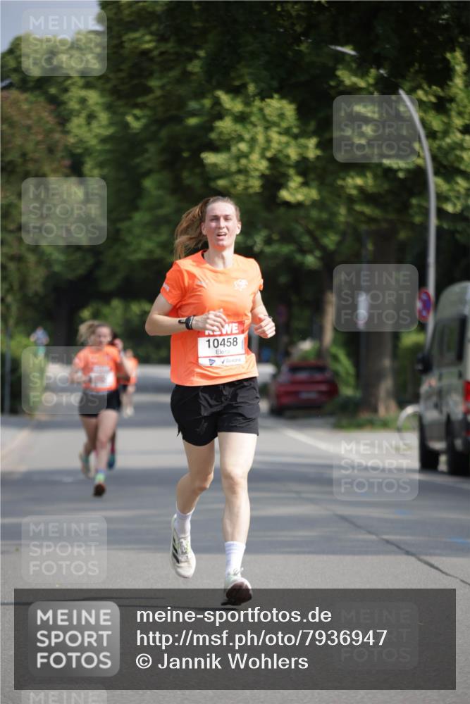 15.06.2025 - REWE Women's Run Jannik Wohlers http://msf.ph/oto/7936947 15.06.2025 08:42:58 Laufen 10458, 20 meine-sportfotos.de