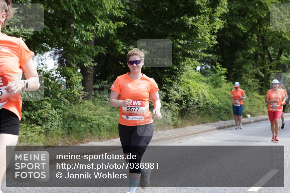 15.06.2025 - REWE Women's Run Jannik Wohlers http://msf.ph/oto/7936981 15.06.2025 10:13:42 Laufen 5577, 5395 meine-sportfotos.de