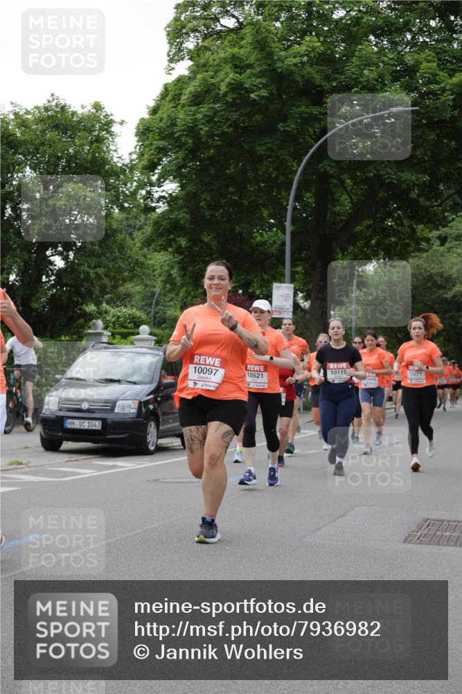 15.06.2025 - REWE Women's Run Jannik Wohlers http://msf.ph/oto/7936982 15.06.2025 08:26:47 Laufen 1043, 10097, 10115, 10271, 10521, 0860 meine-sportfotos.de