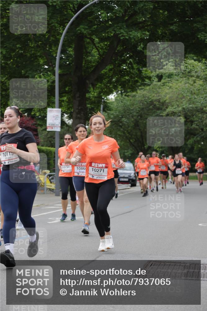 15.06.2025 - REWE Women's Run Jannik Wohlers http://msf.ph/oto/7937065 15.06.2025 08:26:49 Laufen 10115, 10731, 1086, 10271 meine-sportfotos.de