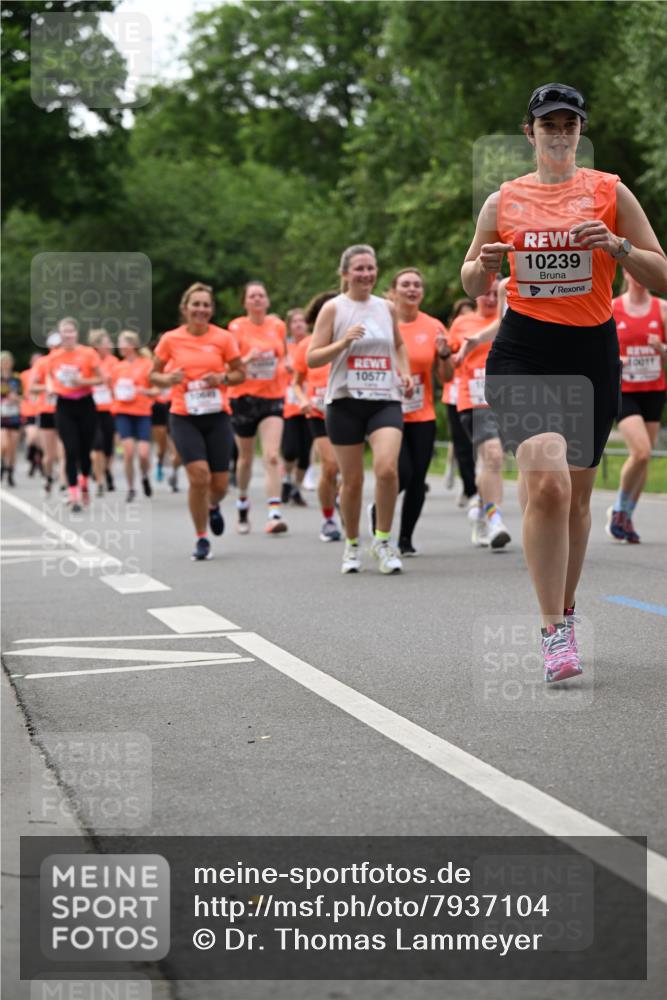 15.06.2025 - REWE Women's Run Dr. Thomas Lammeyer http://msf.ph/oto/7937104 15.06.2025 09:19:39 Laufen 10577, 10239 meine-sportfotos.de