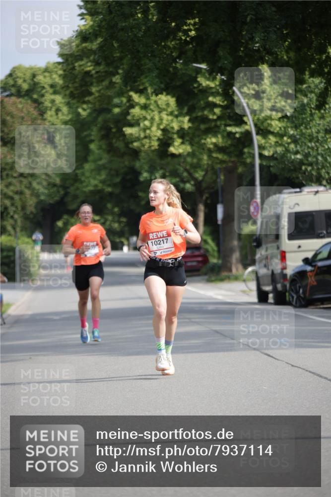 15.06.2025 - REWE Women's Run Jannik Wohlers http://msf.ph/oto/7937114 15.06.2025 08:43:03 Laufen 10217 meine-sportfotos.de