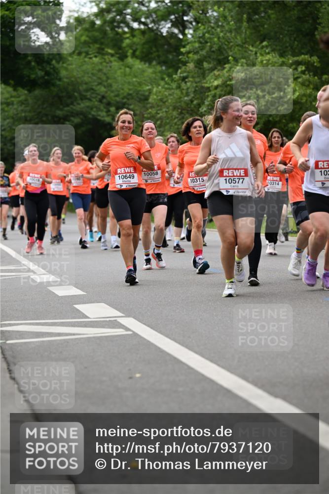 15.06.2025 - REWE Women's Run Dr. Thomas Lammeyer http://msf.ph/oto/7937120 15.06.2025 09:19:39 Laufen 10649, 10058, 10315, 10577, 10314 meine-sportfotos.de