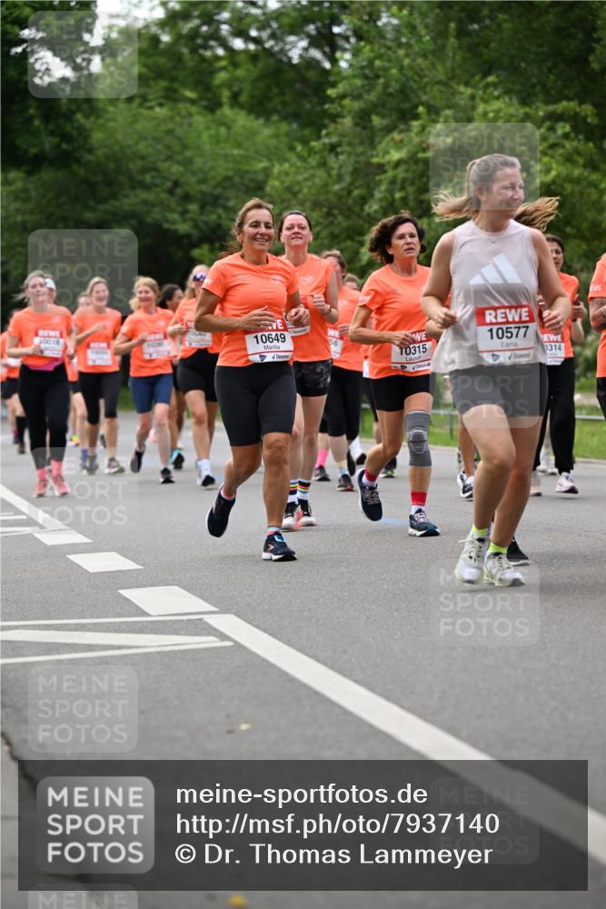 15.06.2025 - REWE Women's Run Dr. Thomas Lammeyer http://msf.ph/oto/7937140 15.06.2025 09:19:40 Laufen 10649, 0315, 10577, 0314 meine-sportfotos.de