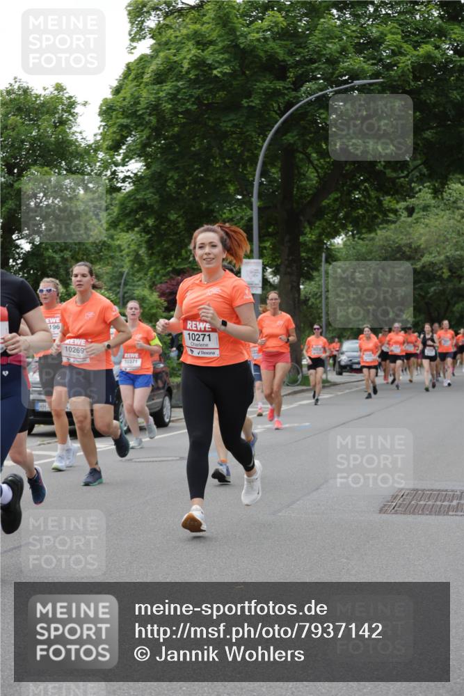 15.06.2025 - REWE Women's Run Jannik Wohlers http://msf.ph/oto/7937142 15.06.2025 08:26:50 Laufen 10269, 10371, 10271 meine-sportfotos.de