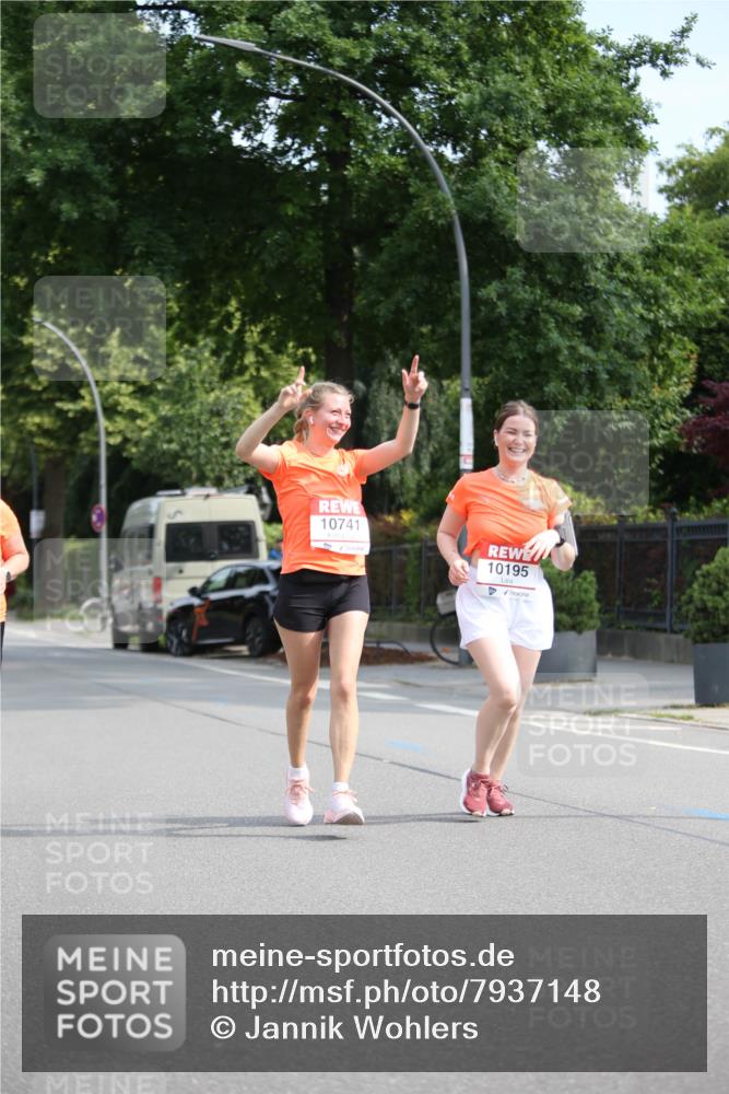 15.06.2025 - REWE Women's Run Jannik Wohlers http://msf.ph/oto/7937148 15.06.2025 09:55:00 Laufen 10741, 10195 meine-sportfotos.de