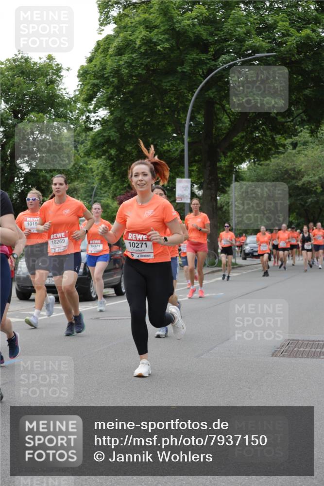 15.06.2025 - REWE Women's Run Jannik Wohlers http://msf.ph/oto/7937150 15.06.2025 08:26:50 Laufen 1019, 10269, 10371, 10271, 10 meine-sportfotos.de