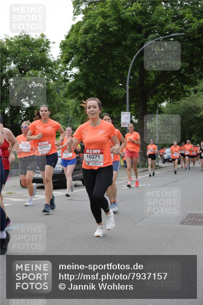 15.06.2025 - REWE Women's Run Jannik Wohlers http://msf.ph/oto/7937157 15.06.2025 08:26:50 Laufen 10196, 10269, 10271 meine-sportfotos.de