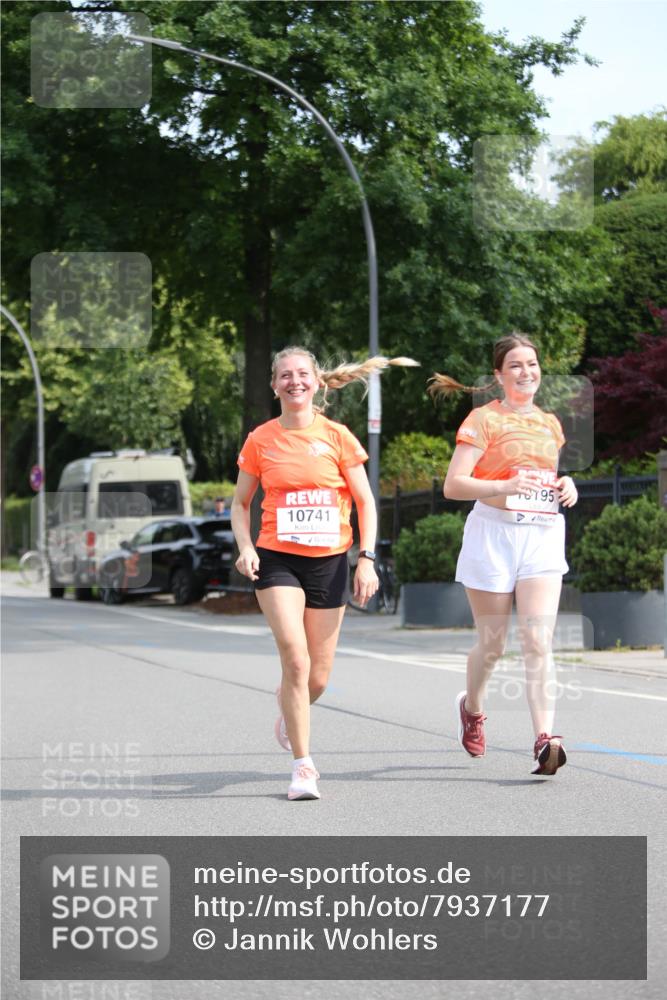15.06.2025 - REWE Women's Run Jannik Wohlers http://msf.ph/oto/7937177 15.06.2025 09:55:01 Laufen 10741, 95 meine-sportfotos.de
