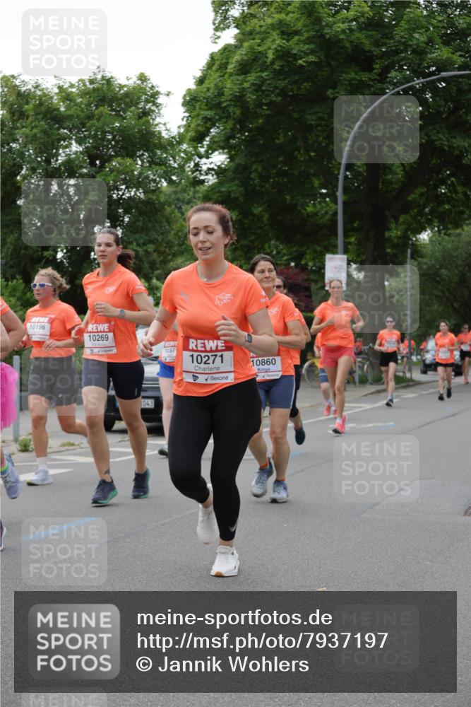 15.06.2025 - REWE Women's Run Jannik Wohlers http://msf.ph/oto/7937197 15.06.2025 08:26:51 Laufen 10196, 10269, 1043, 1037, 10271, 10860 meine-sportfotos.de