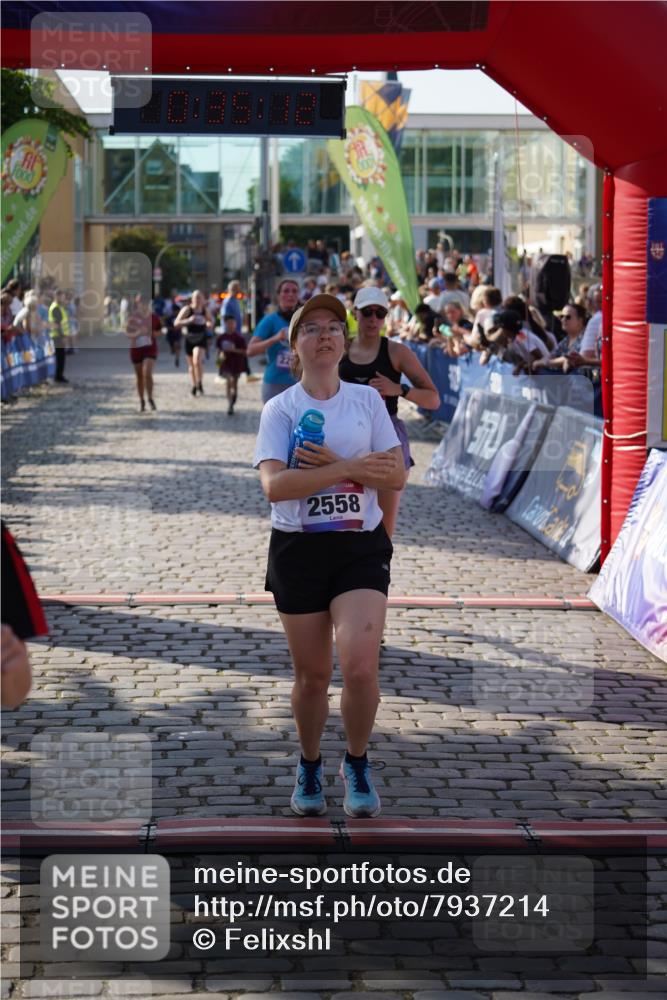 13.06.2025 - Holstenköstenlauf Felixshl http://msf.ph/oto/7937214 13.06.2025 18:05:13 Laufen 2255, 2363, 2370, 2556, 2558, 2862, 3156, 3164, 3195, 3196, 3198, 3307 meine-sportfotos.de