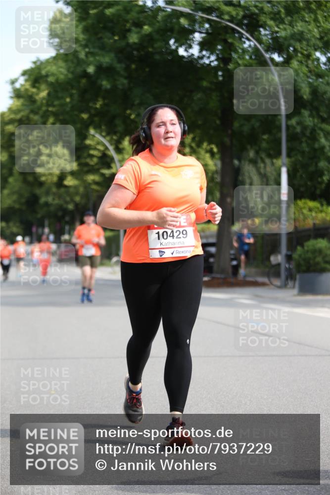 15.06.2025 - REWE Women's Run Jannik Wohlers http://msf.ph/oto/7937229 15.06.2025 09:55:03 Laufen 10429 meine-sportfotos.de