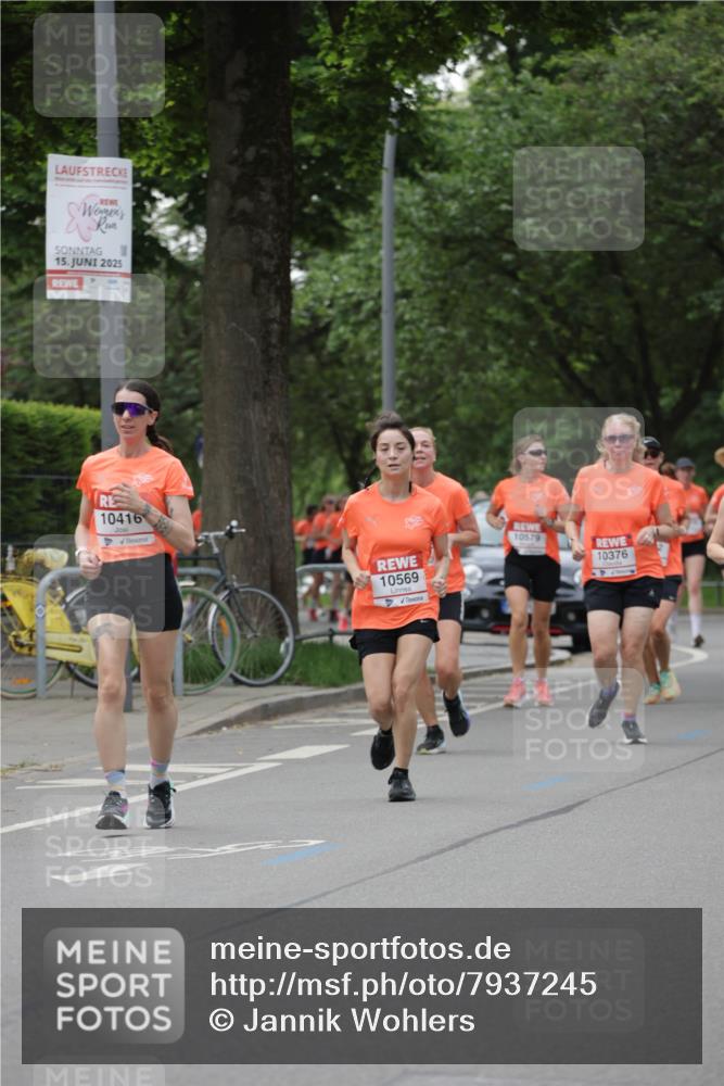 15.06.2025 - REWE Women's Run Jannik Wohlers http://msf.ph/oto/7937245 15.06.2025 08:26:52 Laufen 15, 2025, 10416, 10569, 10579, 10376 meine-sportfotos.de