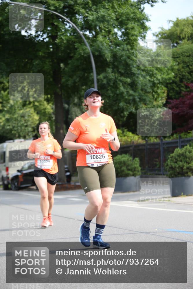 15.06.2025 - REWE Women's Run Jannik Wohlers http://msf.ph/oto/7937264 15.06.2025 09:55:10 Laufen 10329, 10825 meine-sportfotos.de