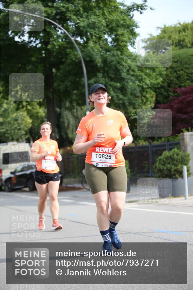 15.06.2025 - REWE Women's Run Jannik Wohlers http://msf.ph/oto/7937271 15.06.2025 09:55:10 Laufen 10825 meine-sportfotos.de