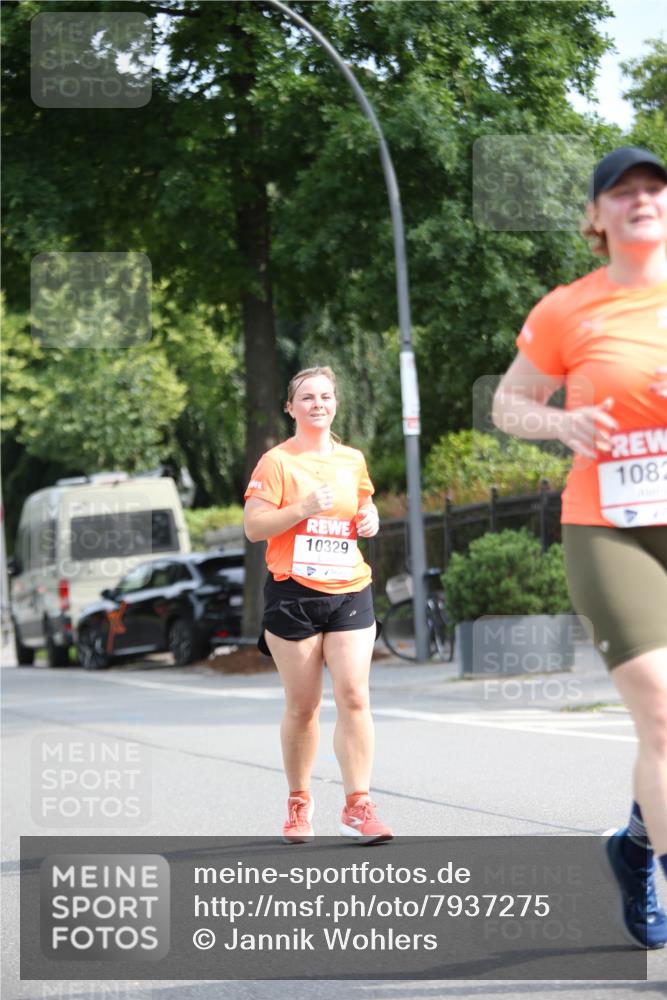 15.06.2025 - REWE Women's Run Jannik Wohlers http://msf.ph/oto/7937275 15.06.2025 09:55:11 Laufen 10329 meine-sportfotos.de