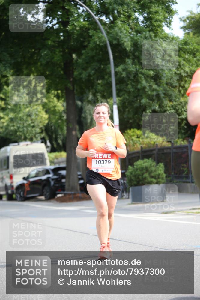 15.06.2025 - REWE Women's Run Jannik Wohlers http://msf.ph/oto/7937300 15.06.2025 09:55:11 Laufen 10329 meine-sportfotos.de