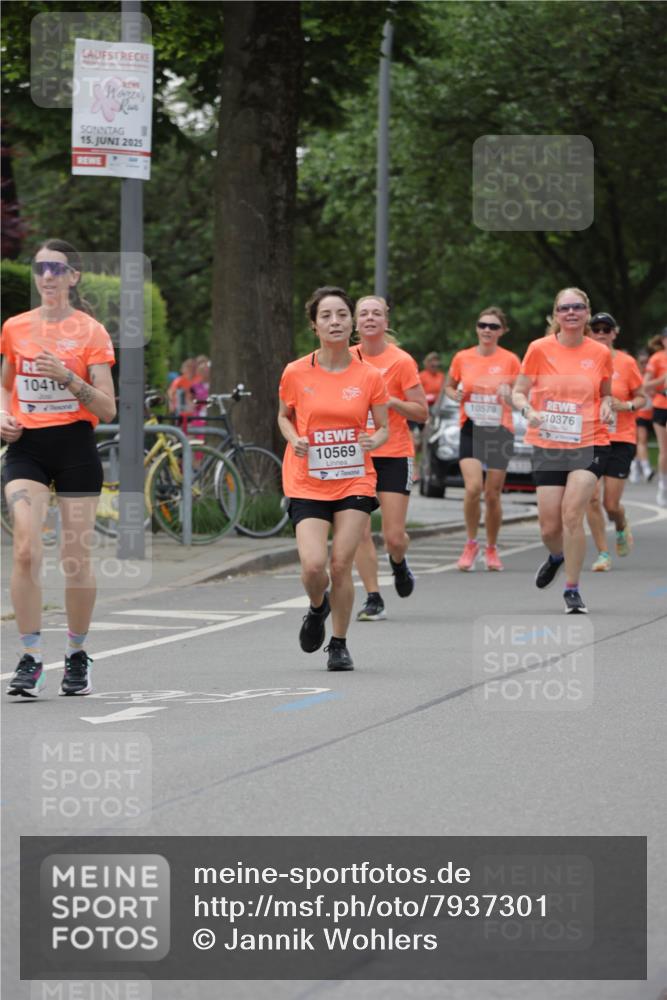 15.06.2025 - REWE Women's Run Jannik Wohlers http://msf.ph/oto/7937301 15.06.2025 08:26:53 Laufen 10416, 15, 2025, 10569, 10579, 10376 meine-sportfotos.de