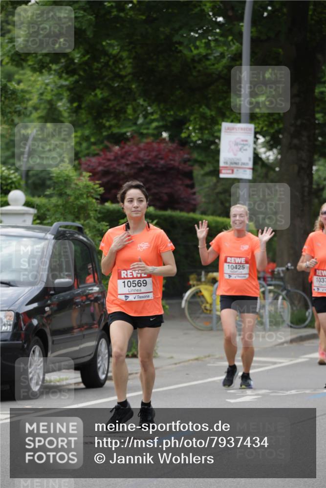 15.06.2025 - REWE Women's Run Jannik Wohlers http://msf.ph/oto/7937434 15.06.2025 08:26:56 Laufen 10569, 16, 2005, 10425, 1037 meine-sportfotos.de