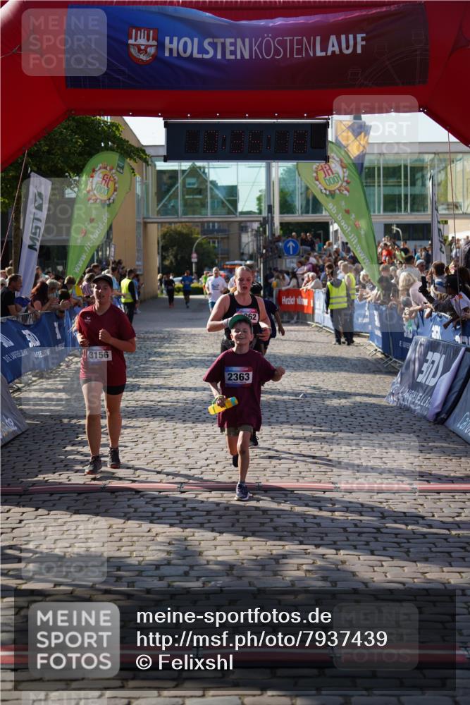 13.06.2025 - Holstenköstenlauf Felixshl http://msf.ph/oto/7937439 13.06.2025 18:05:19 Laufen 2255, 2363, 2451, 2862, 3156 meine-sportfotos.de