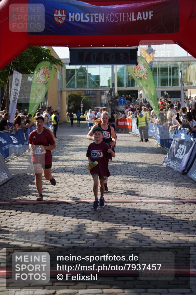 13.06.2025 - Holstenköstenlauf Felixshl http://msf.ph/oto/7937457 13.06.2025 18:05:19 Laufen 2255, 2363, 2451, 2862, 3156 meine-sportfotos.de