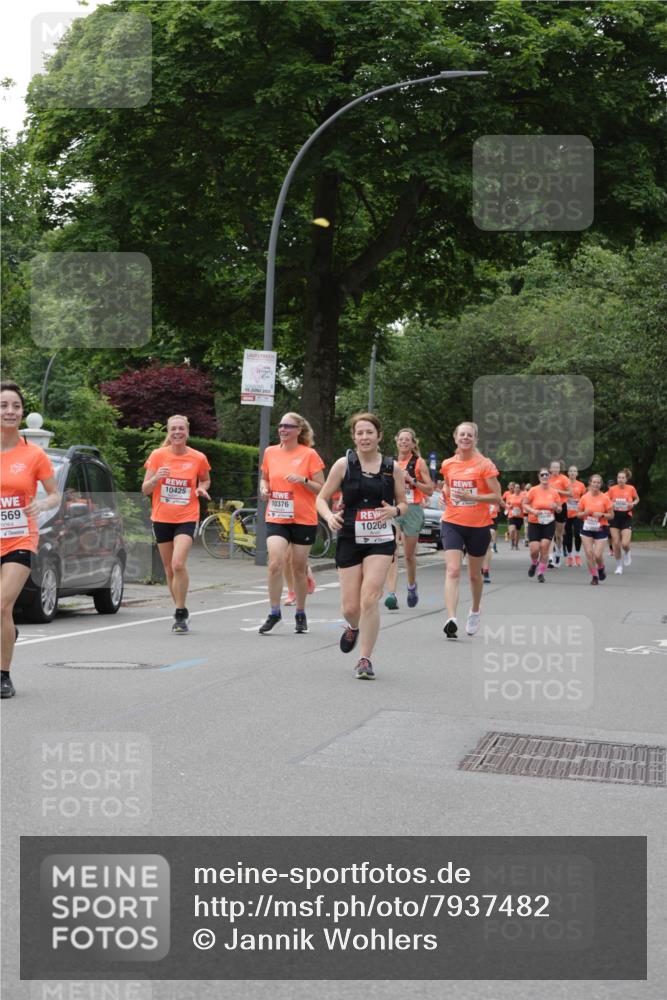 15.06.2025 - REWE Women's Run Jannik Wohlers http://msf.ph/oto/7937482 15.06.2025 08:26:57 Laufen  meine-sportfotos.de