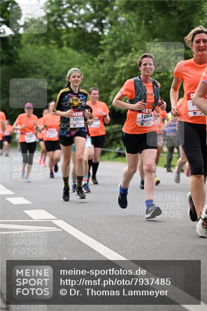15.06.2025 - REWE Women's Run Dr. Thomas Lammeyer http://msf.ph/oto/7937485 15.06.2025 09:19:46 Laufen 10652, 1086 meine-sportfotos.de