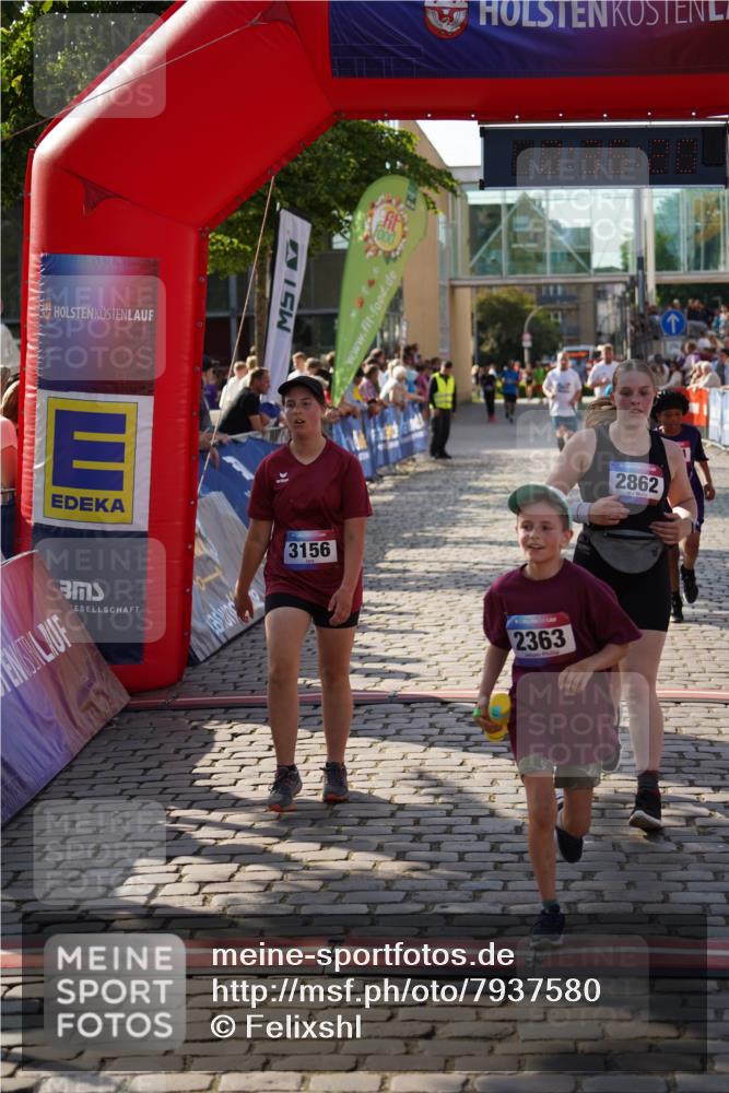 13.06.2025 - Holstenköstenlauf Felixshl http://msf.ph/oto/7937580 13.06.2025 18:05:21 Laufen 2363, 2451, 2612, 2862, 3156, 3853, 3854 meine-sportfotos.de