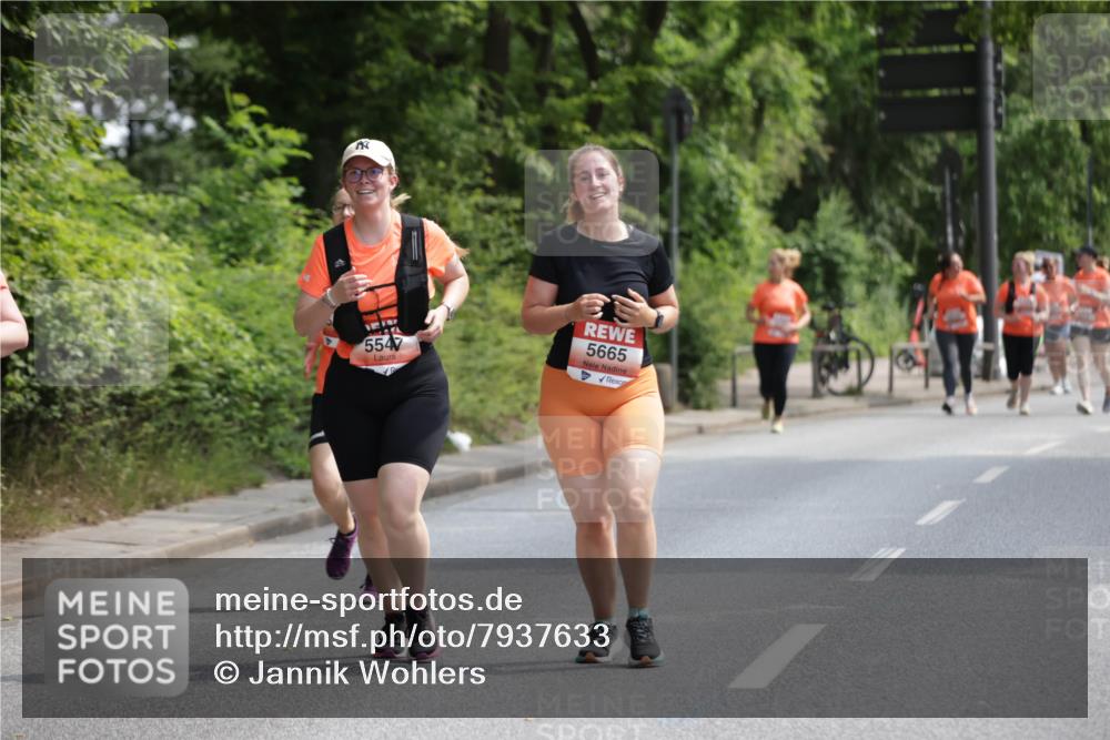 15.06.2025 - REWE Women's Run Jannik Wohlers http://msf.ph/oto/7937633 15.06.2025 10:14:09 Laufen 5547, 5665 meine-sportfotos.de