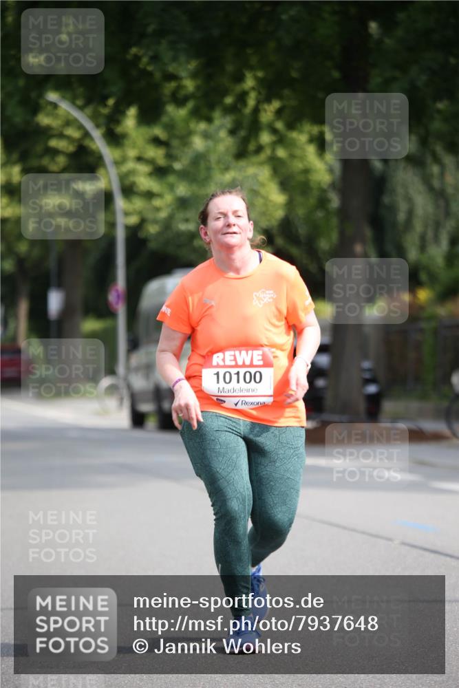 15.06.2025 - REWE Women's Run Jannik Wohlers http://msf.ph/oto/7937648 15.06.2025 09:55:27 Laufen 10100 meine-sportfotos.de