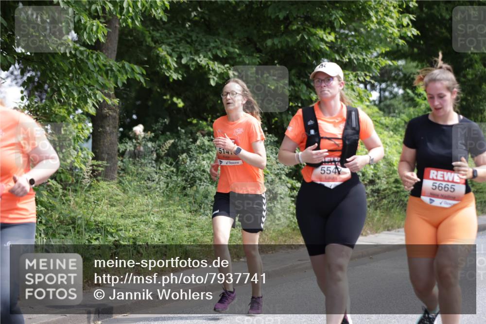 15.06.2025 - REWE Women's Run Jannik Wohlers http://msf.ph/oto/7937741 15.06.2025 10:14:11 Laufen 514, 714, 554, 5665 meine-sportfotos.de