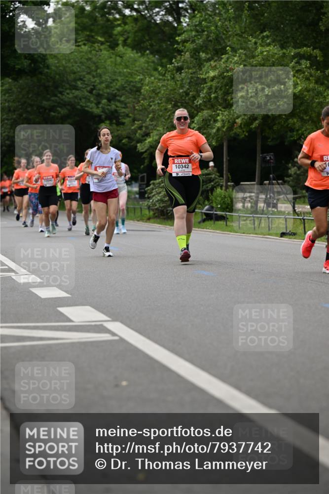 15.06.2025 - REWE Women's Run Dr. Thomas Lammeyer http://msf.ph/oto/7937742 15.06.2025 09:19:52 Laufen 401, 10342 meine-sportfotos.de