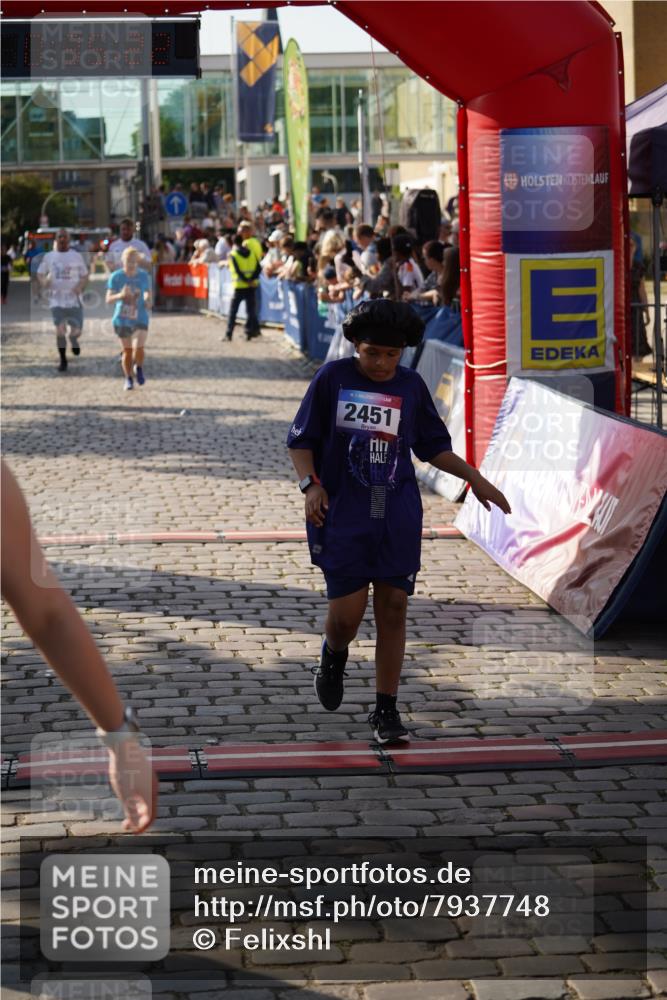 13.06.2025 - Holstenköstenlauf Felixshl http://msf.ph/oto/7937748 13.06.2025 18:05:24 Laufen 2363, 2451, 2612, 2817, 2862, 3156, 3853, 3854 meine-sportfotos.de