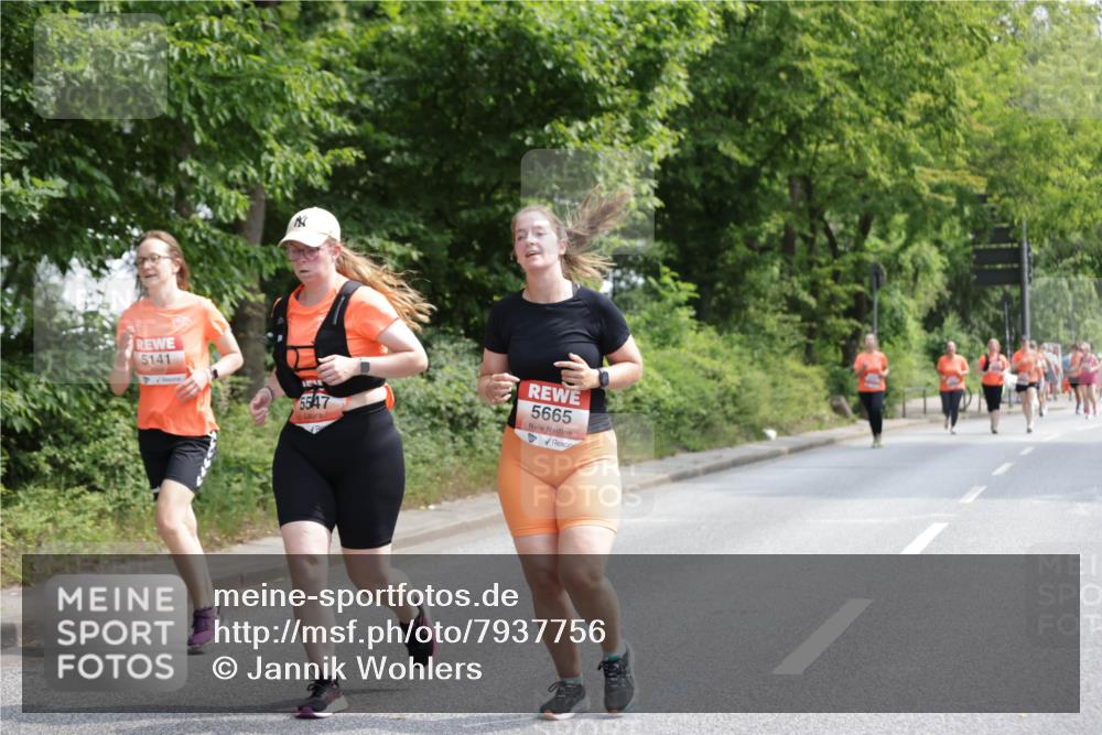 15.06.2025 - REWE Women's Run Jannik Wohlers http://msf.ph/oto/7937756 15.06.2025 10:14:12 Laufen 5141, 5547, 5665 meine-sportfotos.de