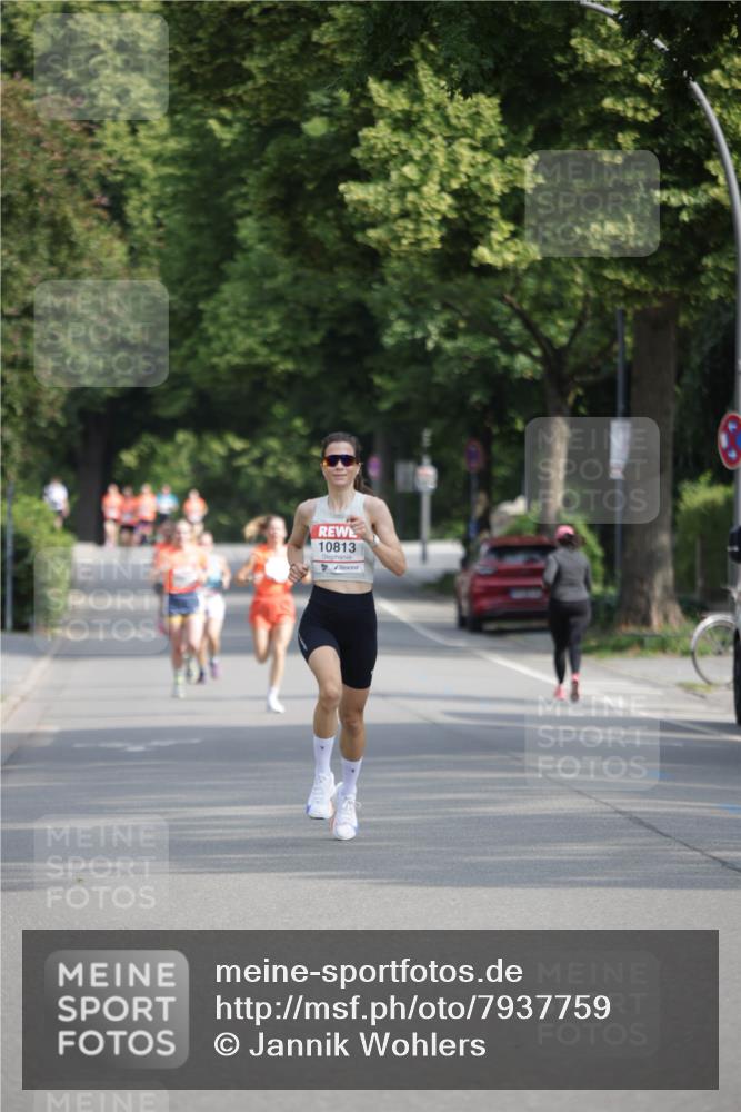 15.06.2025 - REWE Women's Run Jannik Wohlers http://msf.ph/oto/7937759 15.06.2025 08:43:36 Laufen 10813 meine-sportfotos.de
