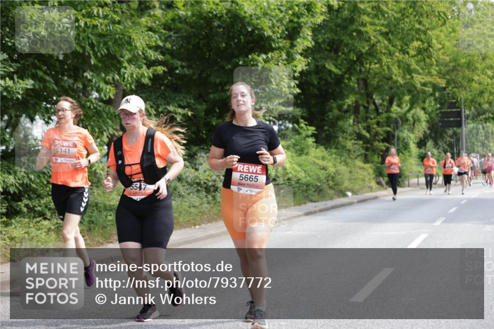 15.06.2025 - REWE Women's Run Jannik Wohlers http://msf.ph/oto/7937772 15.06.2025 10:14:13 Laufen 3141, 5547, 5665 meine-sportfotos.de