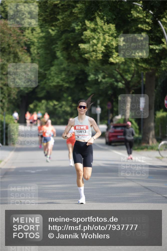 15.06.2025 - REWE Women's Run Jannik Wohlers http://msf.ph/oto/7937777 15.06.2025 08:43:37 Laufen 10813 meine-sportfotos.de